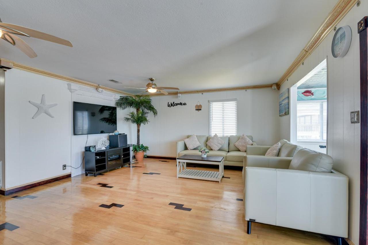 Waterfront Galveston Bay Retreat - 4 Mi To Beach! Екстер'єр фото