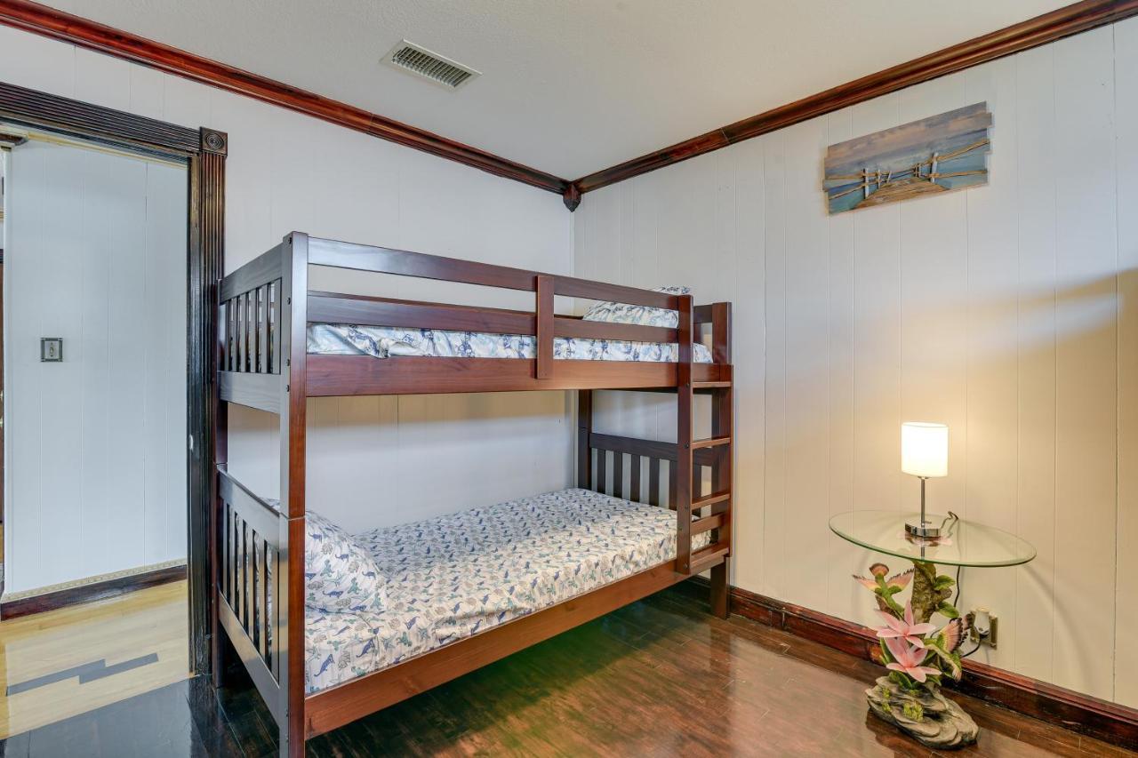 Waterfront Galveston Bay Retreat - 4 Mi To Beach! Екстер'єр фото